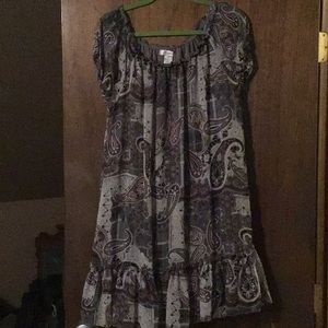 Pinky size Xl gray paisley dress